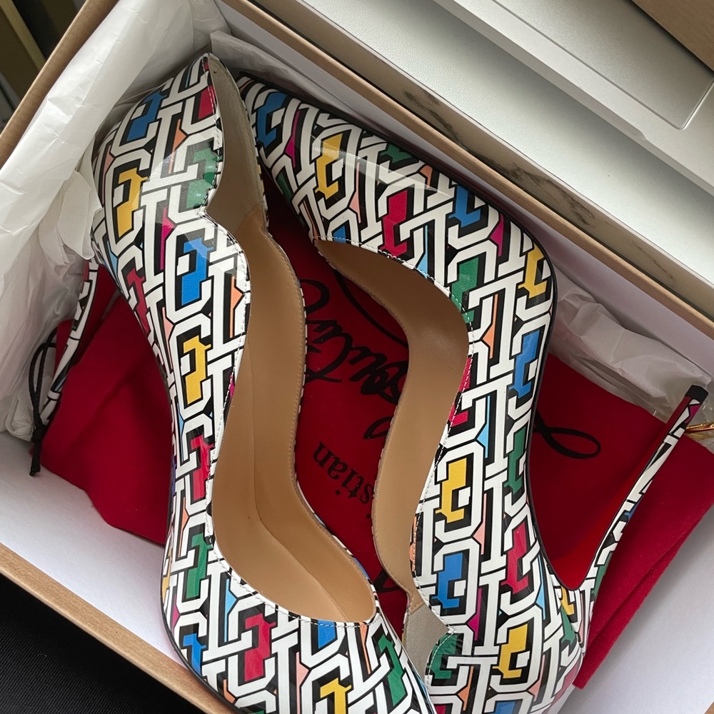 Hot Chick 100mm multi-colored Louboutin